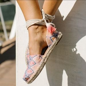 New Tom's Geo Embroidered Katalina Espadrilles